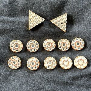 Button and collar covers…gold with rhinestones- 19 covers, two collar tip covers